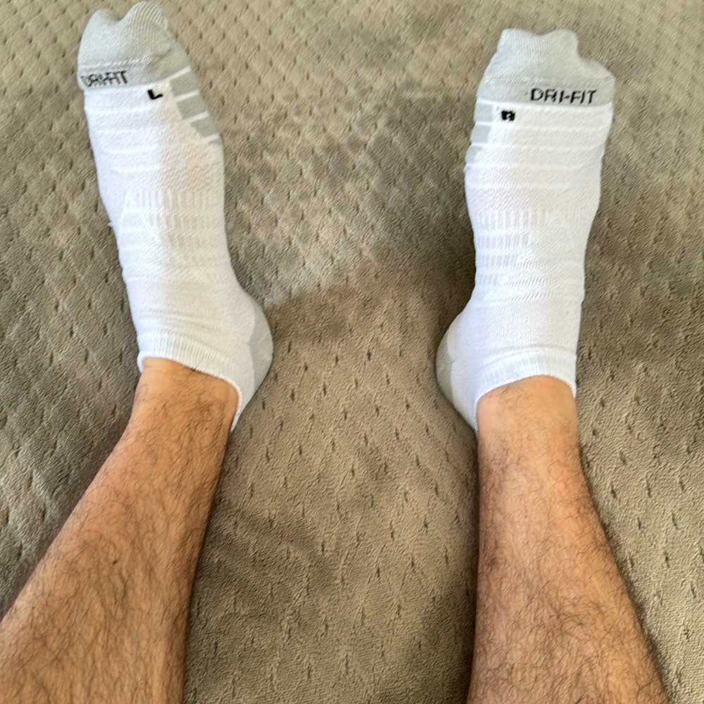 Nike - Picture 3 of 6